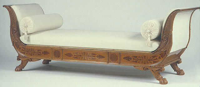Daybed:Before conservation