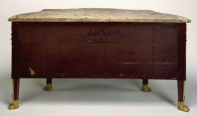 Commode:Back with inventory number