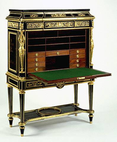 Secrétaire:Front open