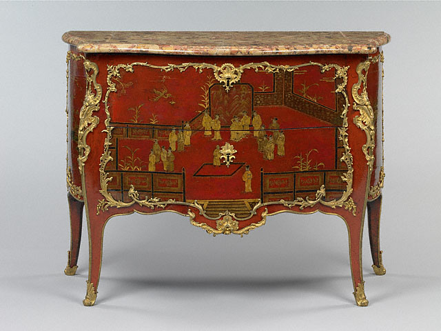 Commode:Full front