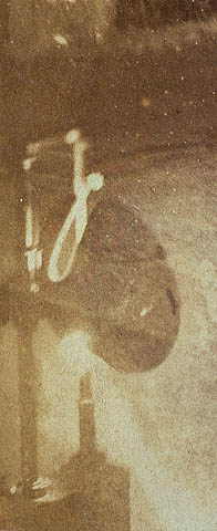 View in the Catacombs:Nadar's magnesium lamp