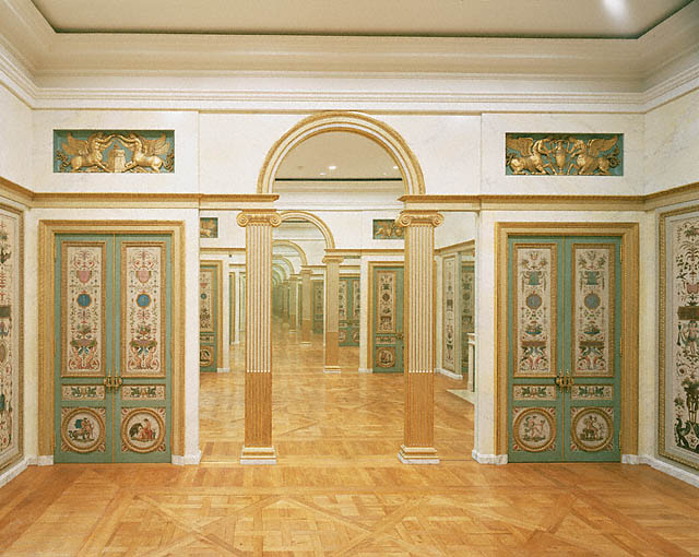 Paneled Room:Side wall
