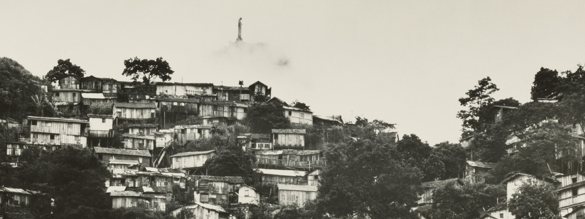 Catacumba Favela, Rio de Janeiro, Brazil, negative 1961; printed later, Gordon Parks, gelatin silver print. The J. Paul Getty Museum. Purchased with funds provided by the Photographs Council. © The Gordon Parks Foundation