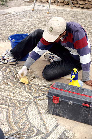 surface cleaning of mosaic