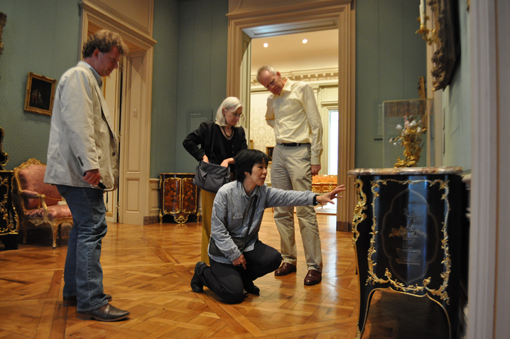 examining museum objects