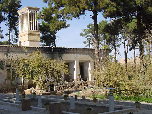 Dowlatabad Historical Garden