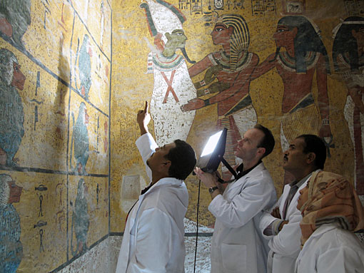 conservators at work in Tutankhamen's tomb