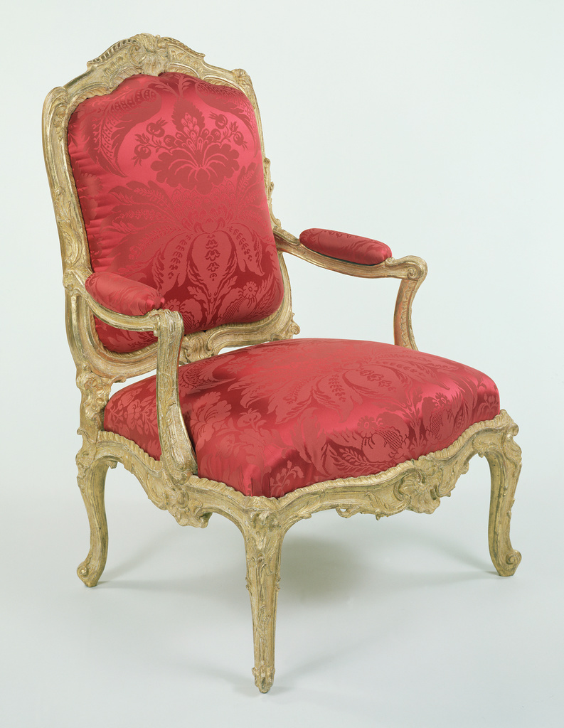 Two Armchairs (fauteuills à la reine) and Two Side Chairs (chaises à la reine); Unknown; Paris, France; about 1735 - 1740; Gessoed and gilded beech; modern silk upholstery; 82.DA.95 No description of this image is available.