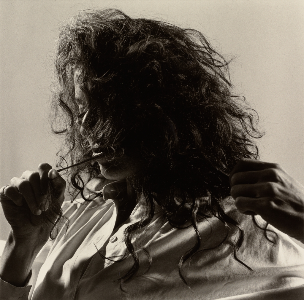 Lynn Davis Pulling Her Hair (Getty Museum) Lynn Davis Pulling Her Hair (Getty Museum)
