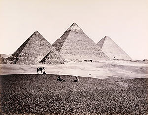 Pyramids of Giza / Frith