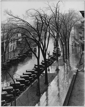 Main Street, Saratoga Springs, New York / Evans