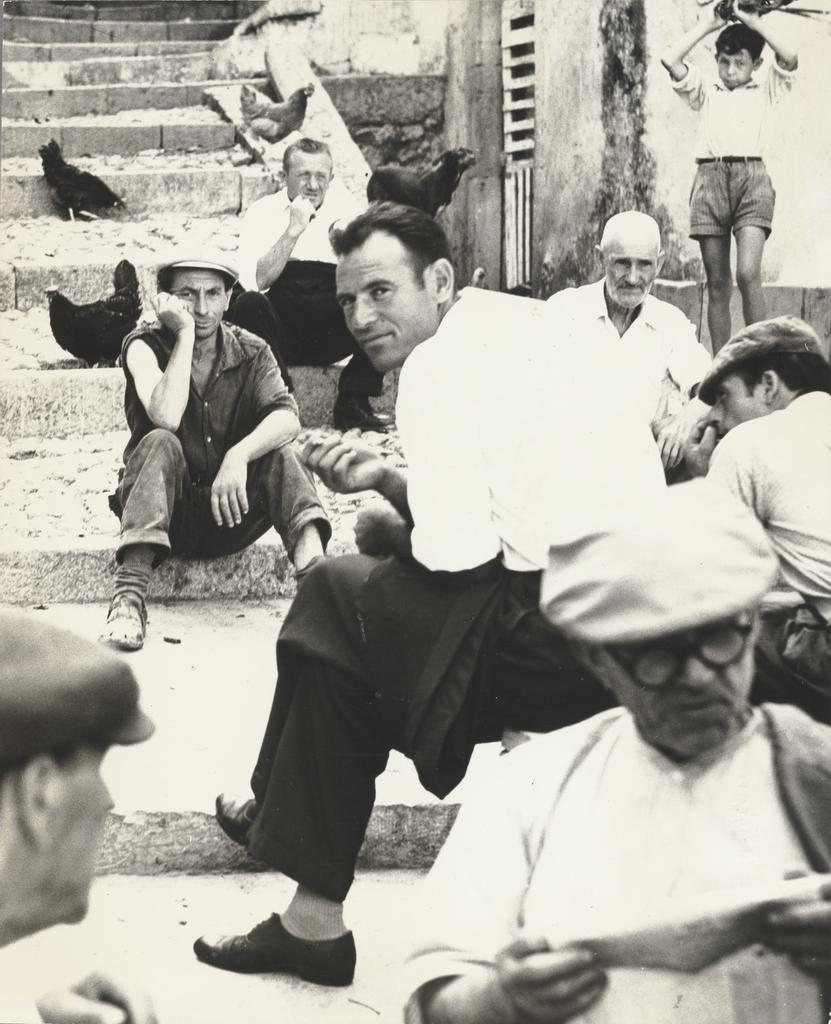 Apulia, 1958; printed 1960, Mario Giacomelli, gelatin silver print. The J. Paul Getty Museum, Gift of Daniel Greenberg and Susan Steinhauser. Reproduced courtesy Mario Giacomelli Archive © Rita and Simone Giacomelli