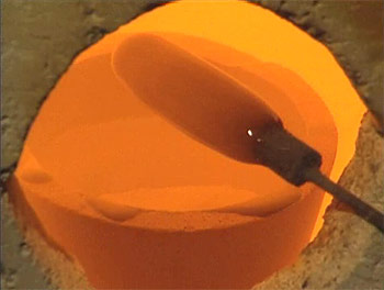 Core forming a glass vessel