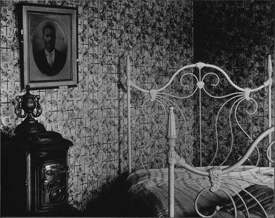 Bed and Stove, Truro, Massachusetts / Evans