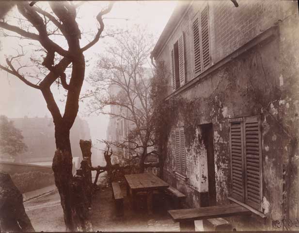 Tavern Lapin Agile / Atget