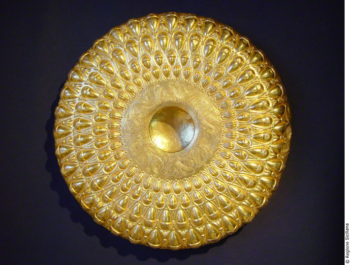 Phiale Mesomphalos / Unknown