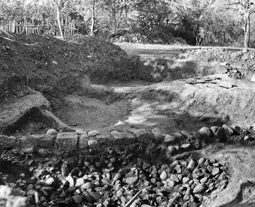 Grave 6 during excavation