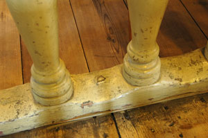 Wear and tear on church balustrade (photo: P. Ryan)