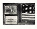 Flag & Family Photos / Lange