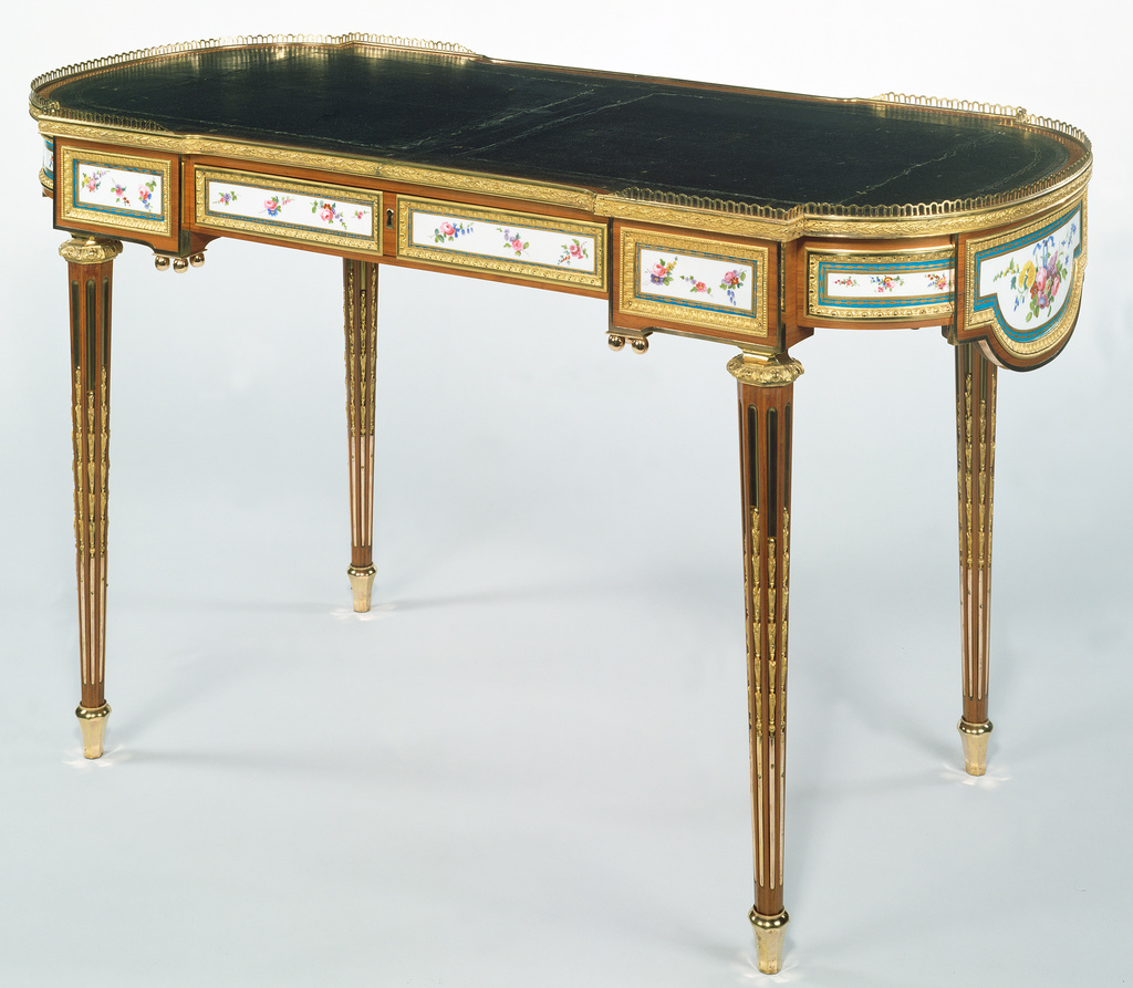 Decoration Table Bleu Et Grisn Bapth Ef Bf Bdme Decoration Table Bleu Et Grisn Bapth Ef Bf Bdme
