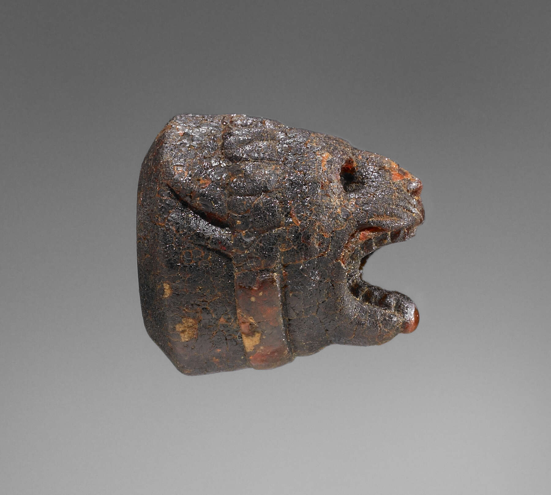 Lions Heads Ancient Carved Ambers In The J Paul Getty Museum