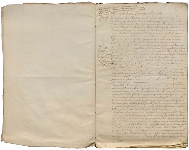 A full spread of folio-sized, cream-colored pages stitched together. The page on the left is entirely black and the page on right shows text written in French by hand. The lines are perfectly straight, and the writing is small and fine. Annotations featuring a different writing style can be seen on the left margin and on the upper left corner.
