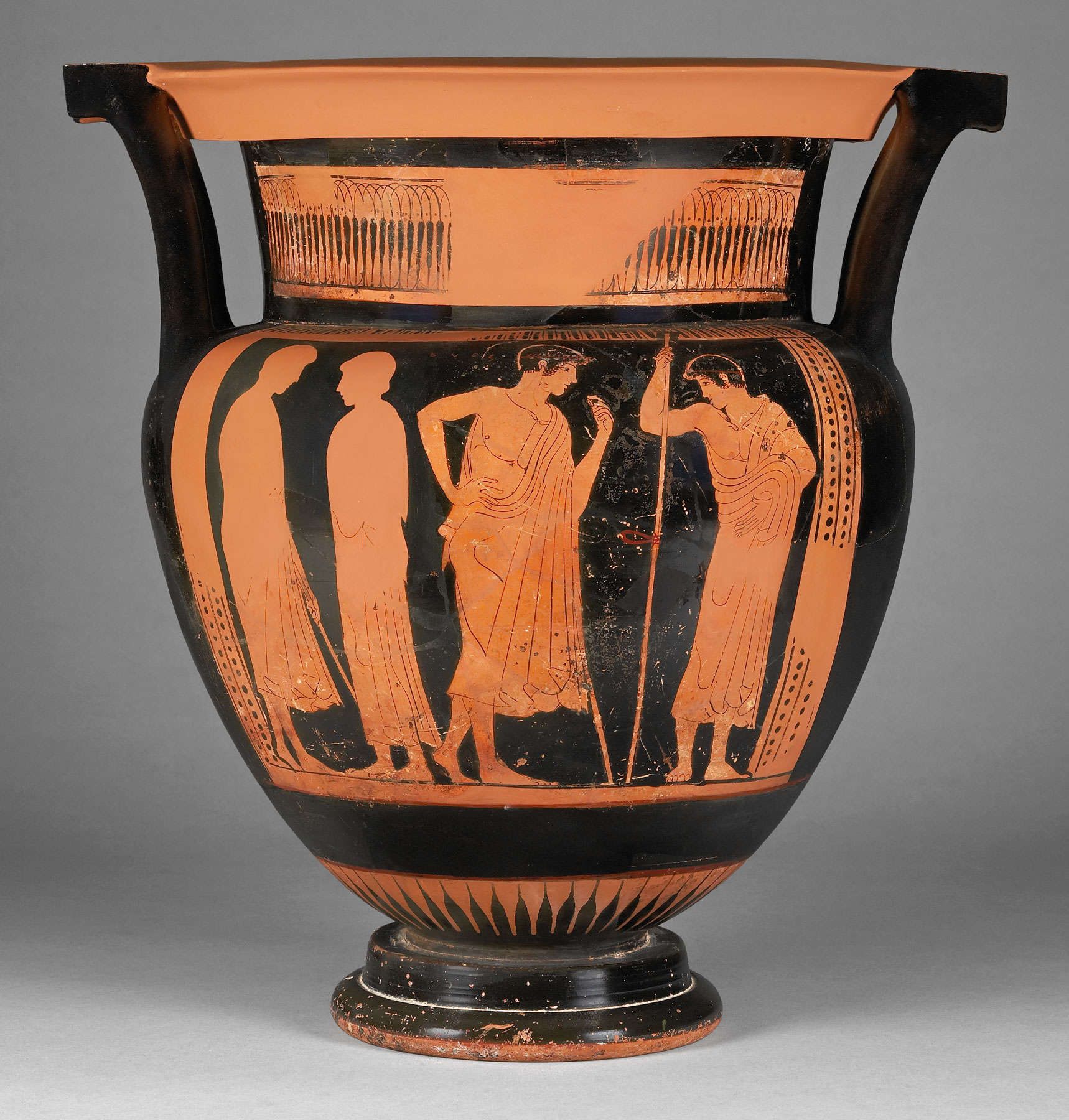 One view of a vase, with the body decoration showing four people