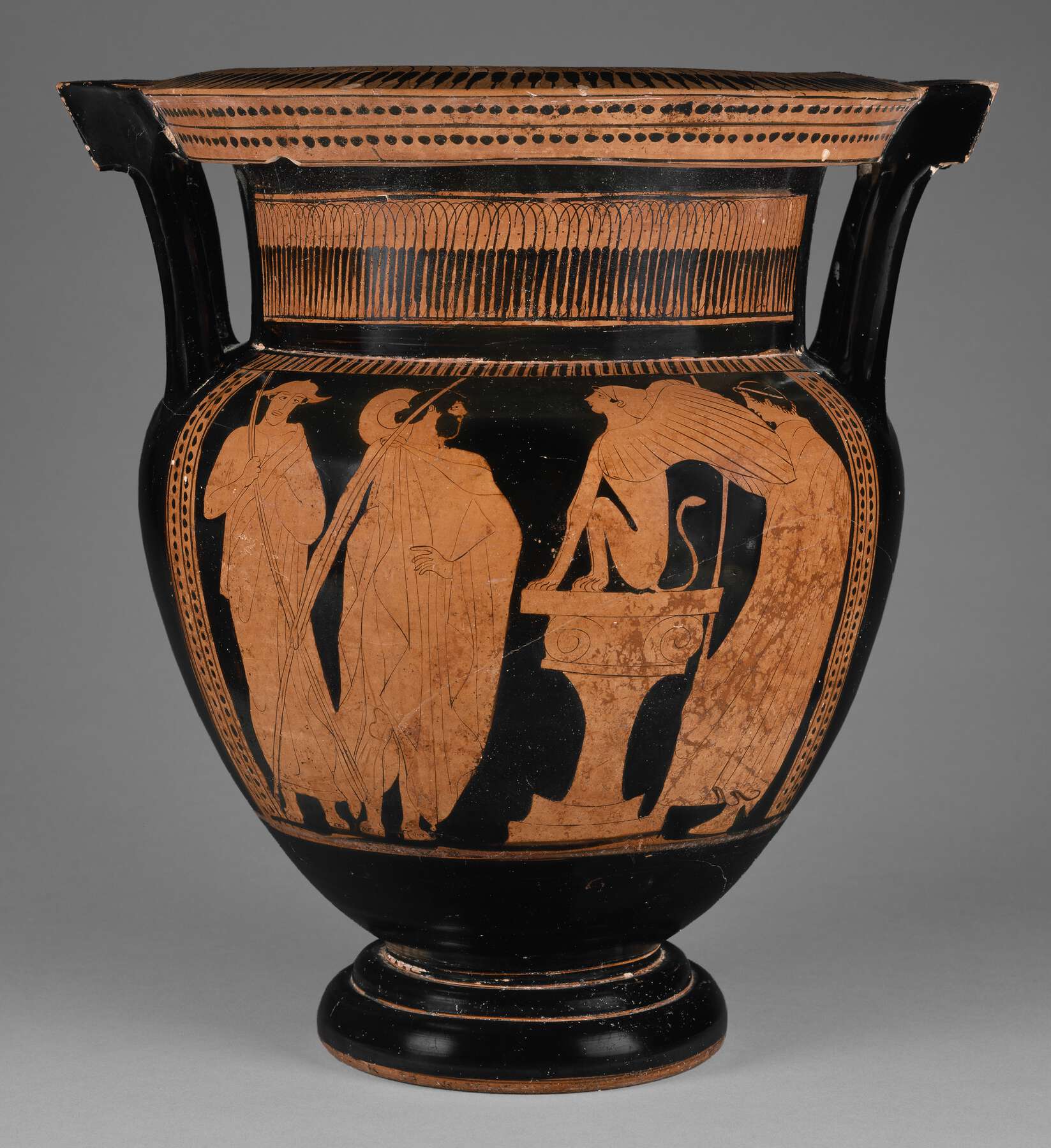 One view of a vase, with the body decoration depicting three people and a griffin(?) on a pedestal